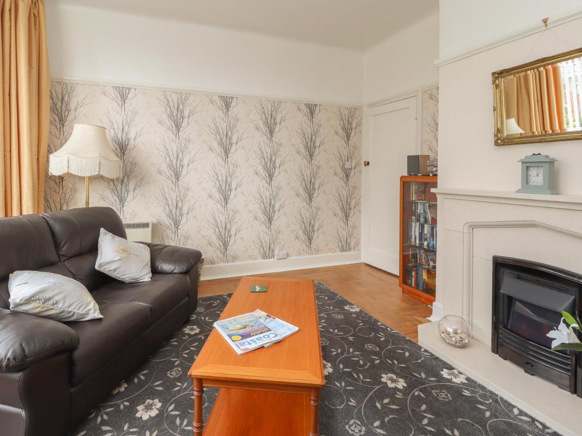 Coniston Apartment Colwyn Bay Exterior photo